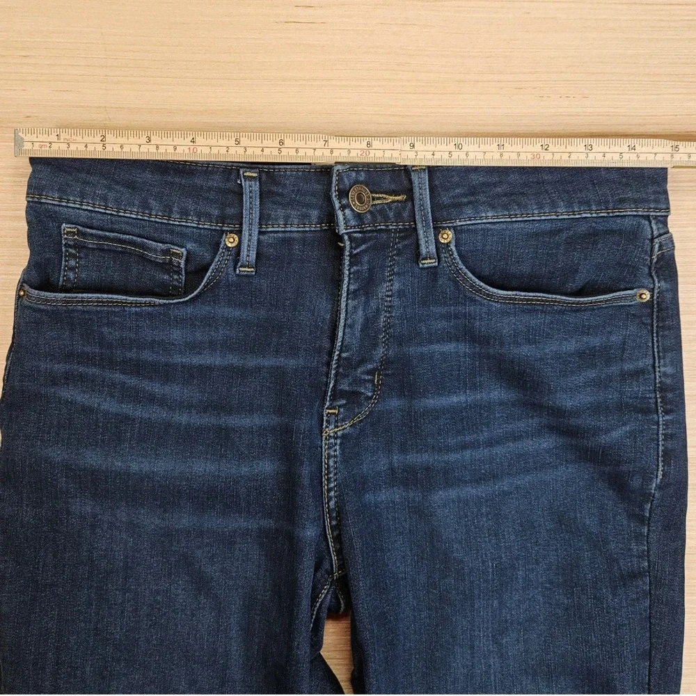 Signature by Levi Strauss Totally Shaping‎ Skinny Women 30x23 Blue Raw Hem Denim